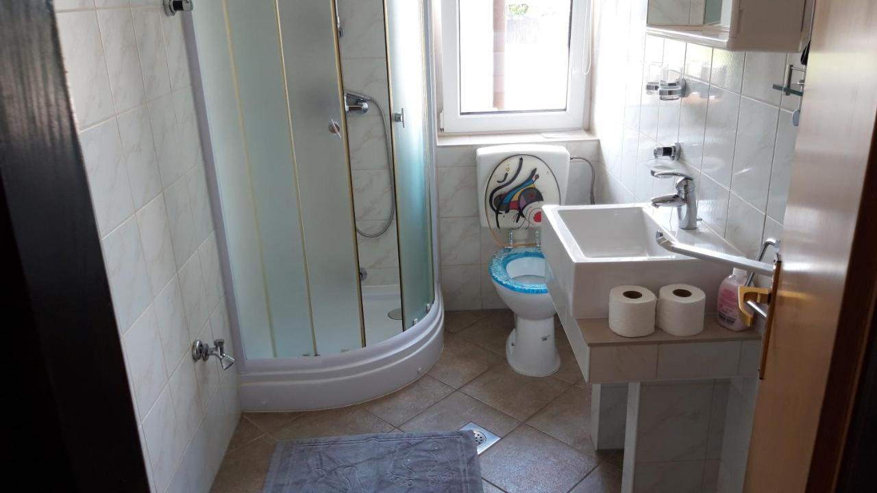 Gasthof By 3*